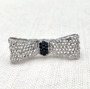 Vintage bow ring